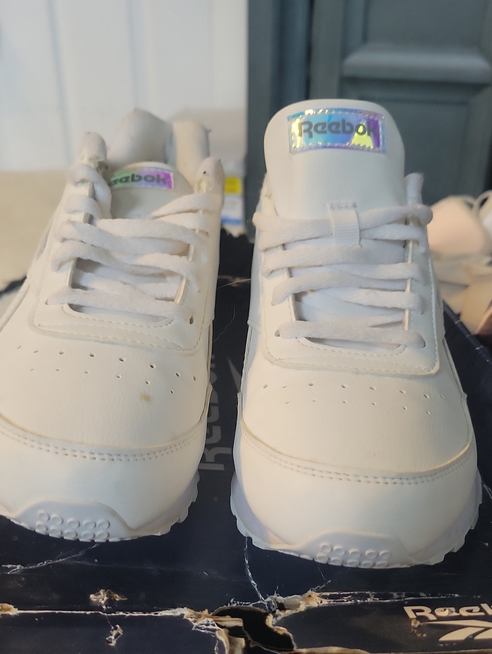 Reebok Rewind Run Womens White  Sneakers with Iridescent Logo